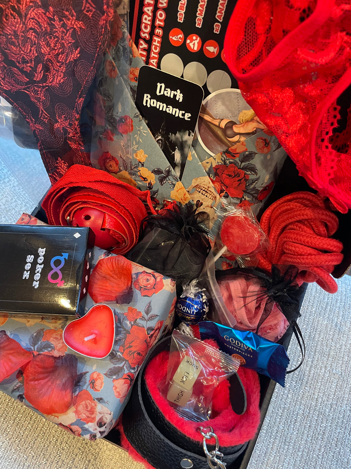 BDSM Dark Romance Box - Self or Couple (M+π«¦) - Dark Romance Crates