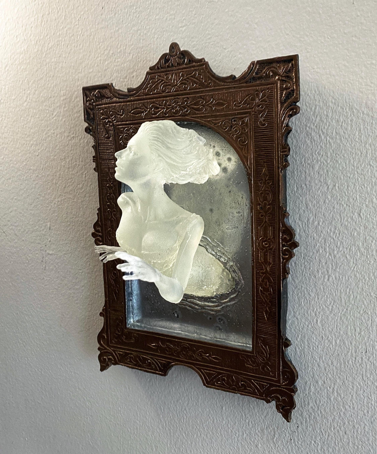 Ghost in the Mirror Wall Plaque, Glow in the Dark Resin | Victorian Gothic Haunted Wall Art | Gift for Halloween and Spooky Home Decor